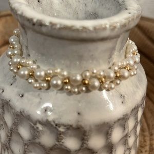 Faux pearl and gold bead bracelet